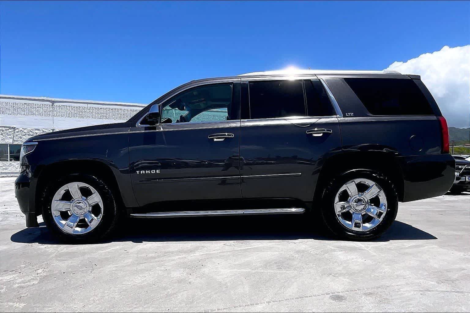 Used 2015 Chevrolet Tahoe LTZ AWD/4WD image 3