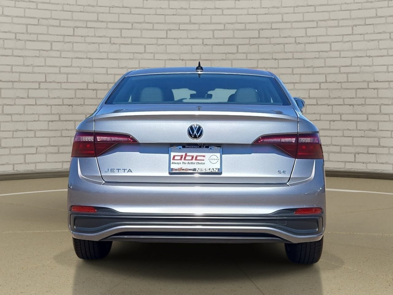 Used 2024 Volkswagen Jetta SE FWD image 6