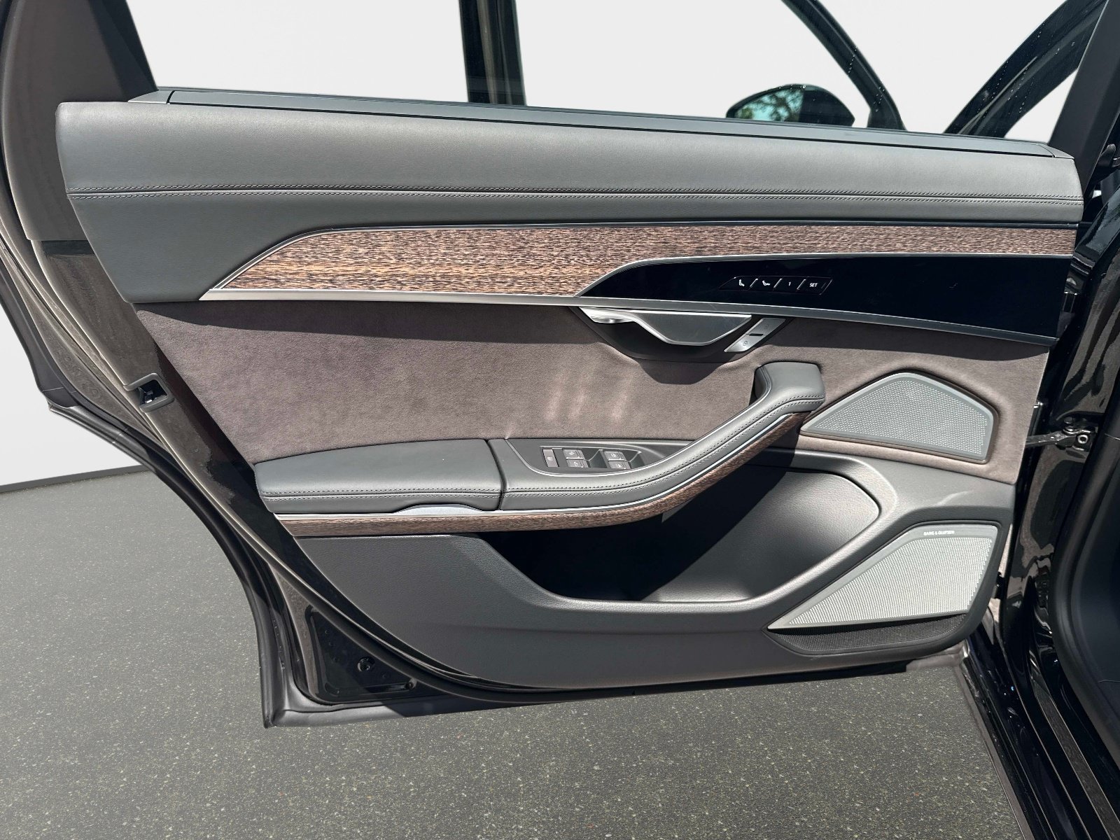 New 2027 Audi A8 L 3.0T AWD/4WD image 10