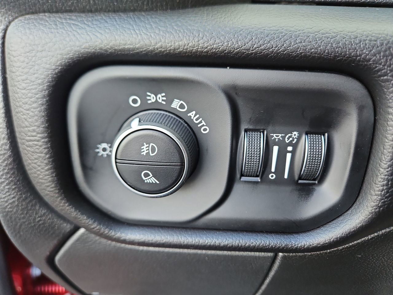 New 2026 RAM 2500 Laramie w/ Night Edition image 33