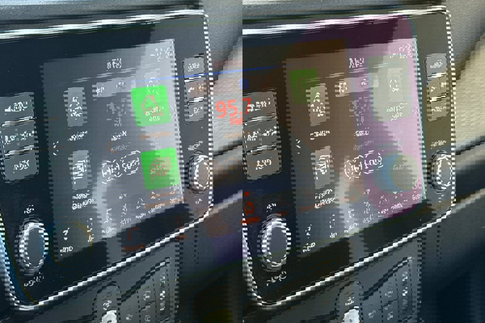 Used 2023 Nissan Leaf SV Plus image 19