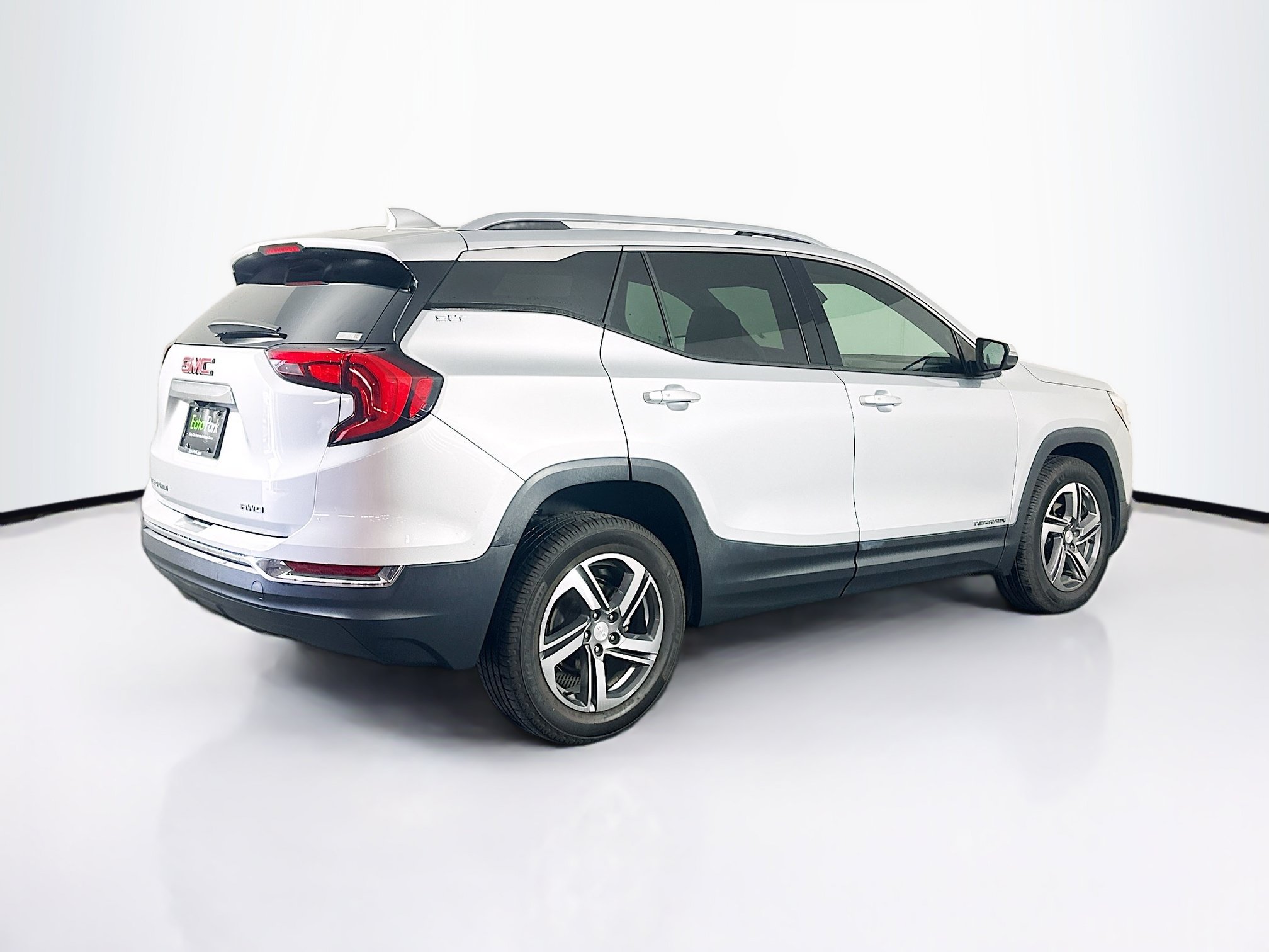 Used 2020 GMC Terrain SLT w/ Preferred Package AWD/4WD image 9