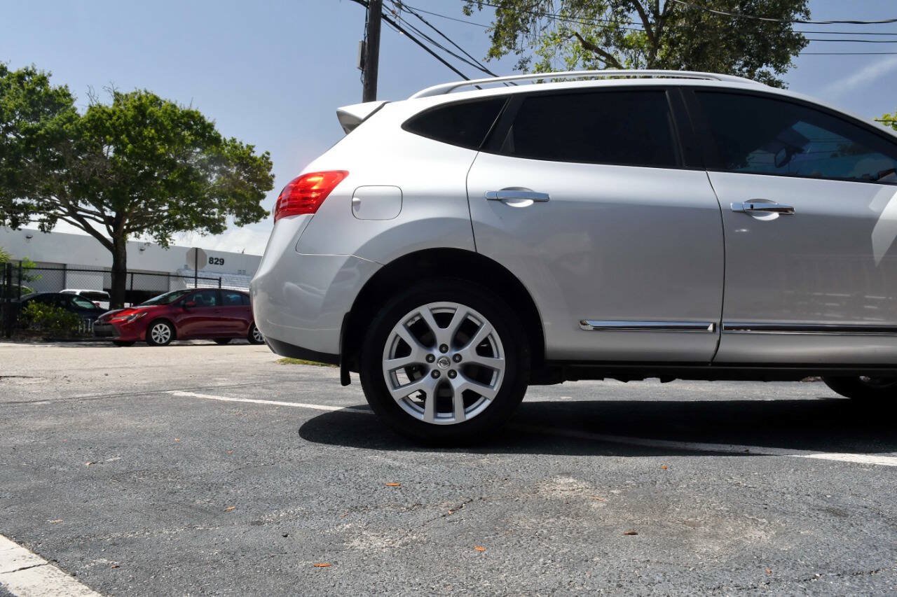 Used 2013 Nissan Rogue SL FWD image 31