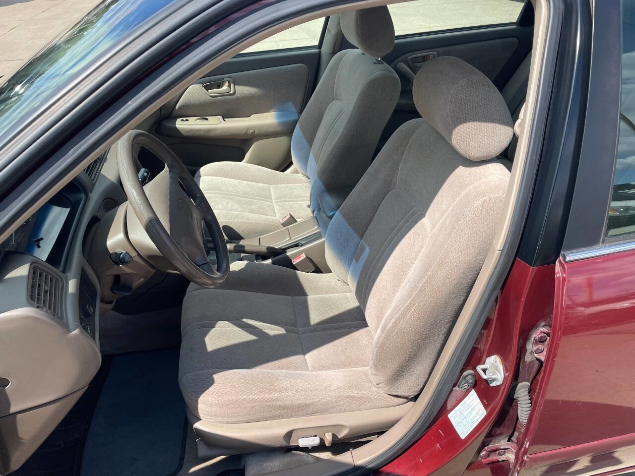 Used 2001 Toyota Camry LE image 6