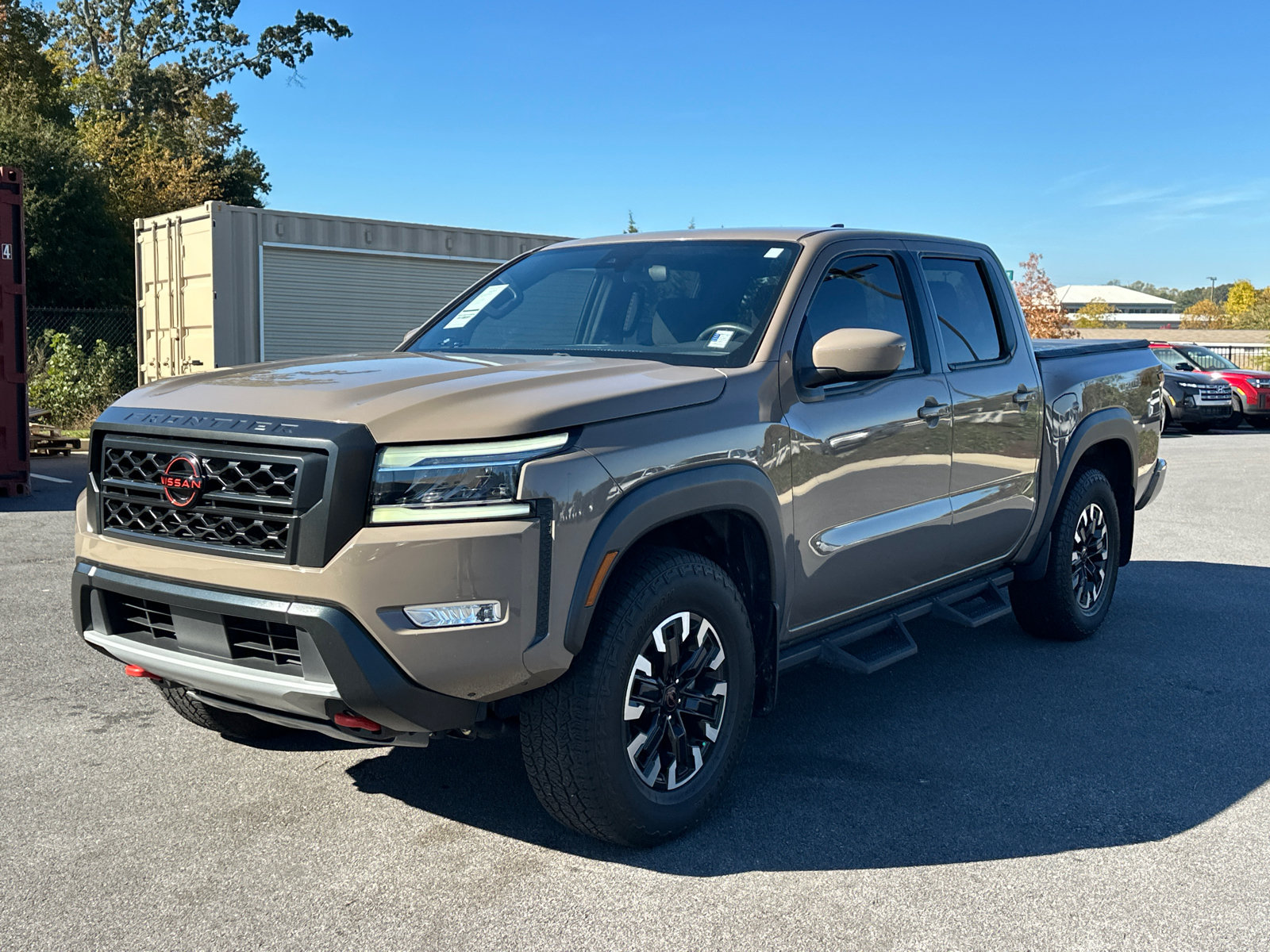 Used 2023 Nissan Frontier PRO-4X w/ Tow Package AWD/4WD image 3