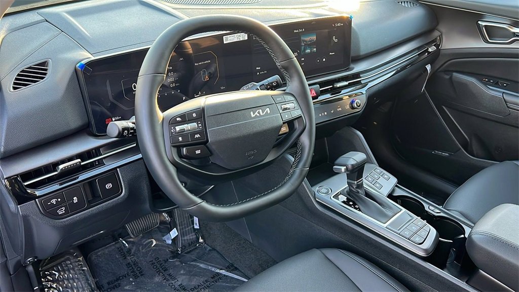 New 2026 Kia Sportage SX image 9