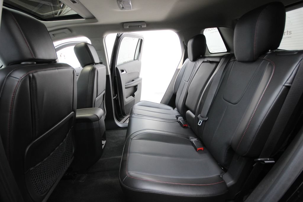 Used 2015 GMC Terrain SLT w/ Open Road Package AWD/4WD image 24