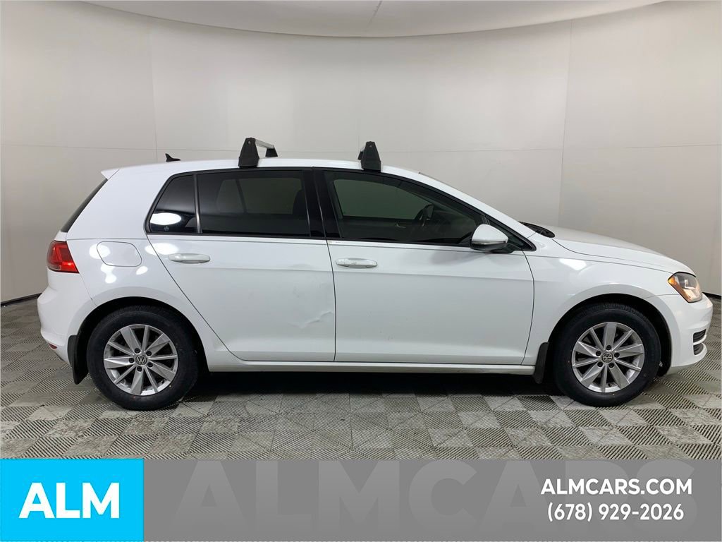 Used 2016 Volkswagen Golf S image 10