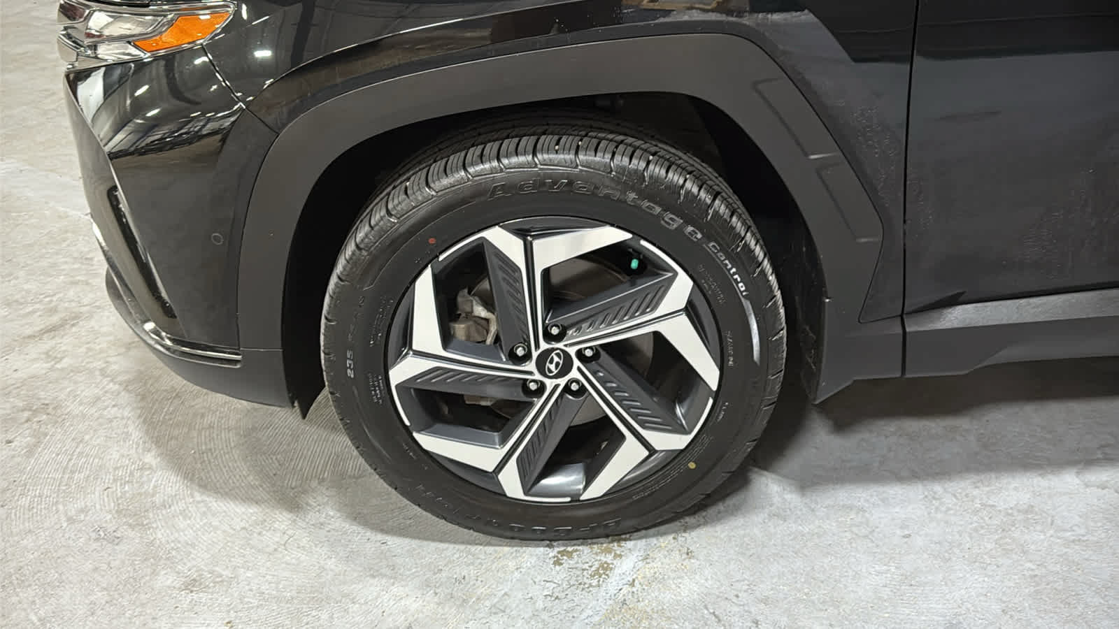 Used 2022 Hyundai Tucson Limited AWD/4WD image 8