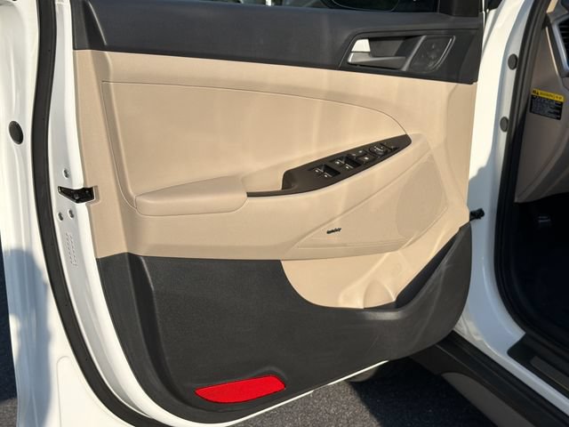 Used 2018 Hyundai Tucson Limited w/ Cargo Package FWD image 12