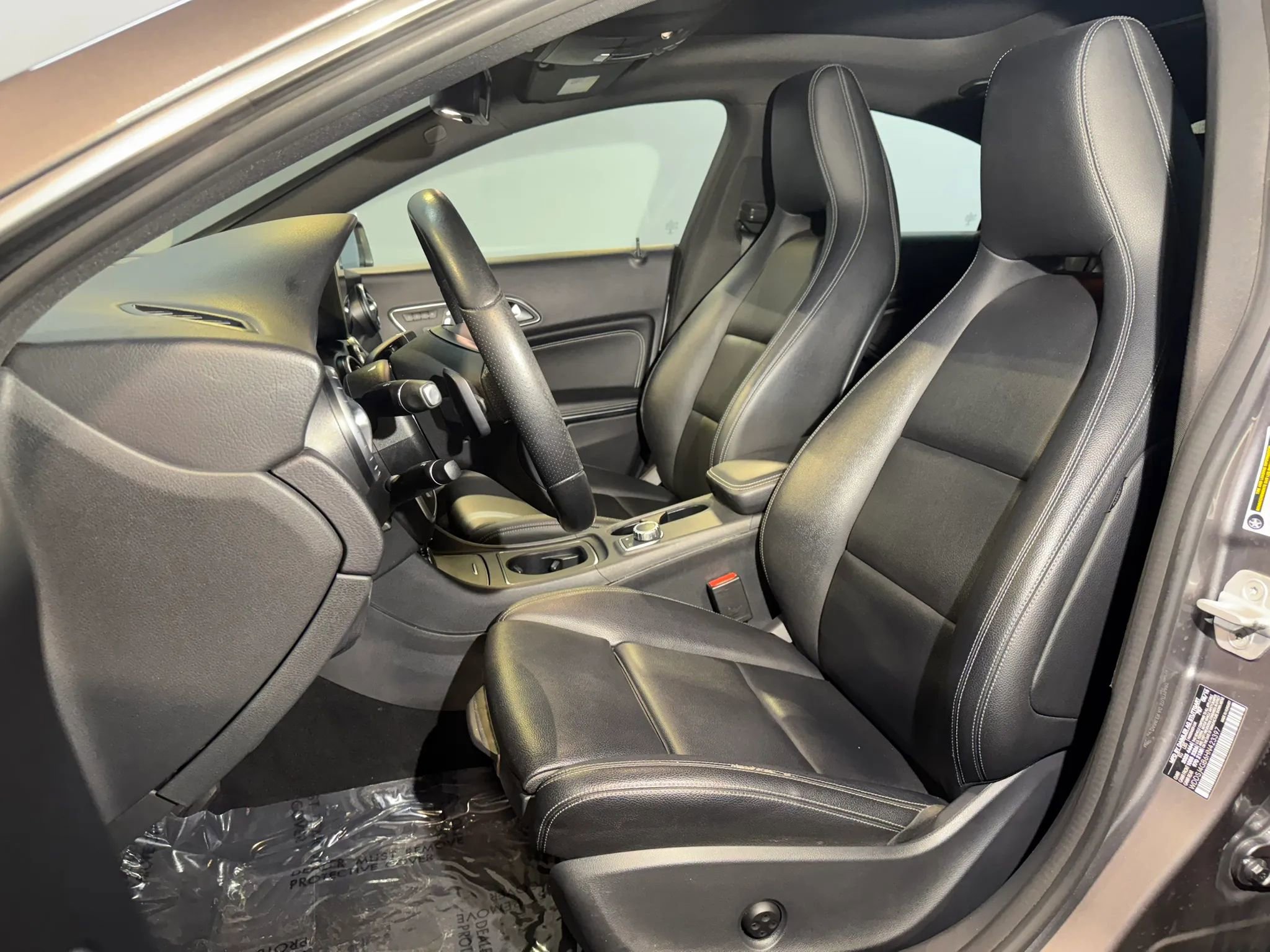 Used 2017 Mercedes-Benz CLA 250 4MATIC image 8