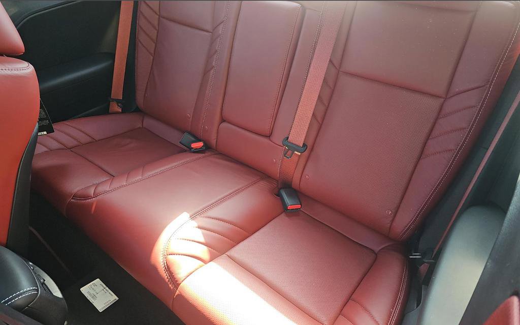 Used 2023 Dodge Challenger SRT Hellcat w/ Driver Convenience Group image 11