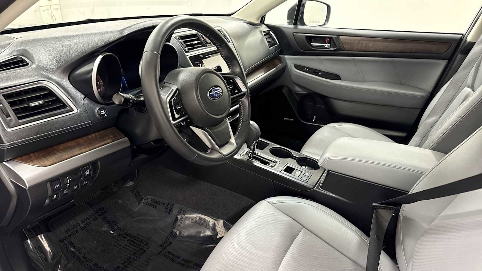 Used 2018 Subaru Outback 2.5i Limited image 12