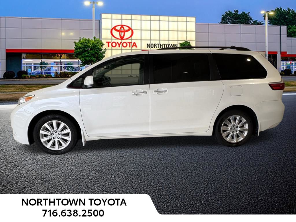 Used 2015 Toyota Sienna XLE w/ XLE Navigation Package image 2