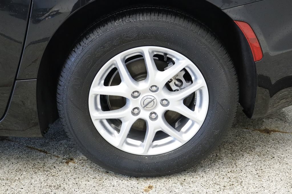 Certified 2023 Chrysler Pacifica Touring-L FWD image 16