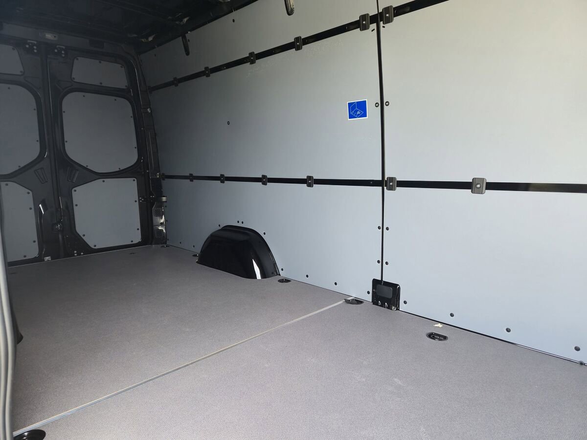 New 2024 Mercedes-Benz Sprinter 2500 image 6