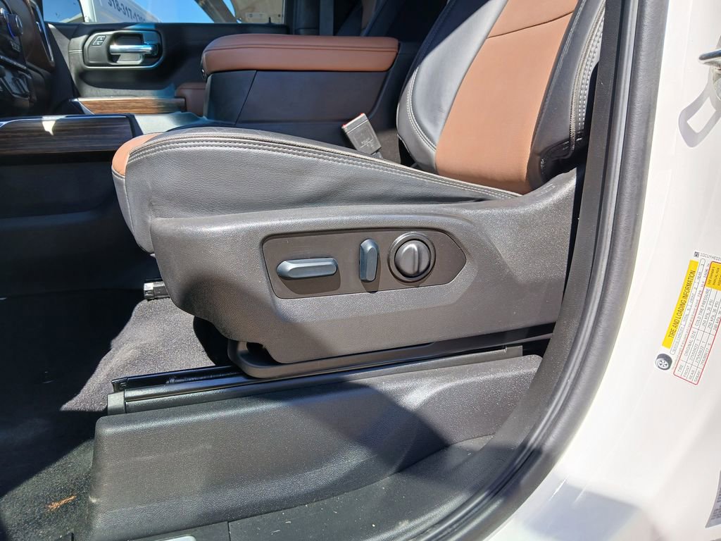 Used 2022 Chevrolet Silverado 1500 High Country image 12