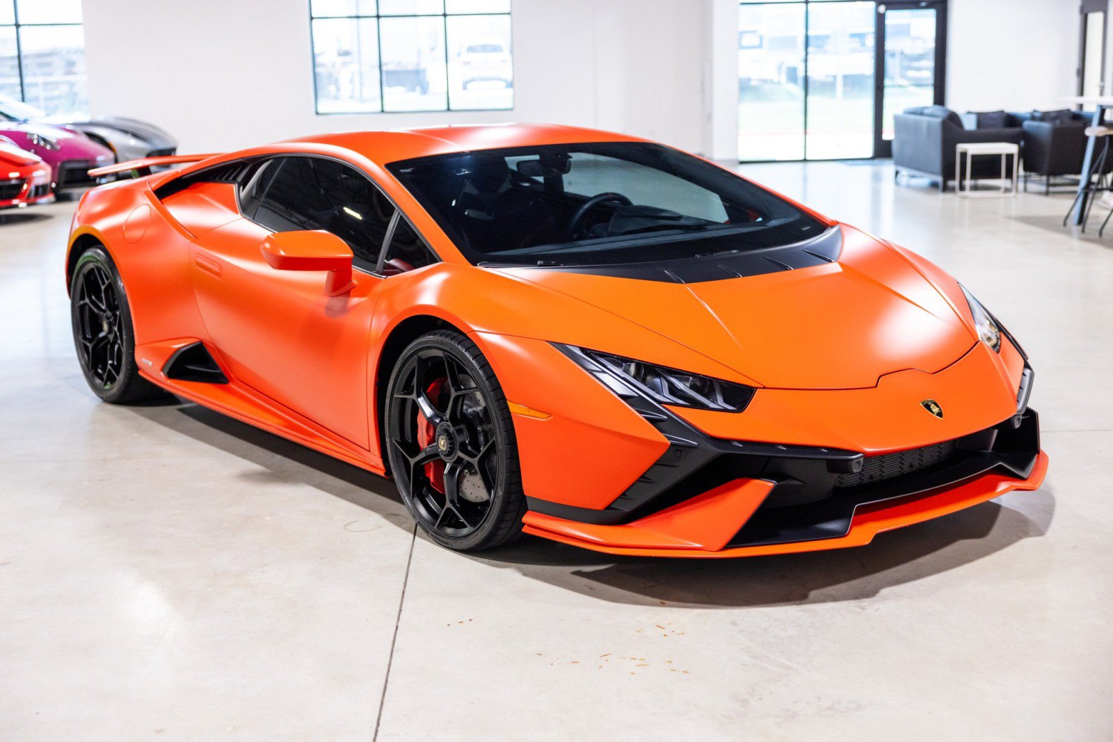 Used 2023 Lamborghini Huracan Tecnica RWD image 10