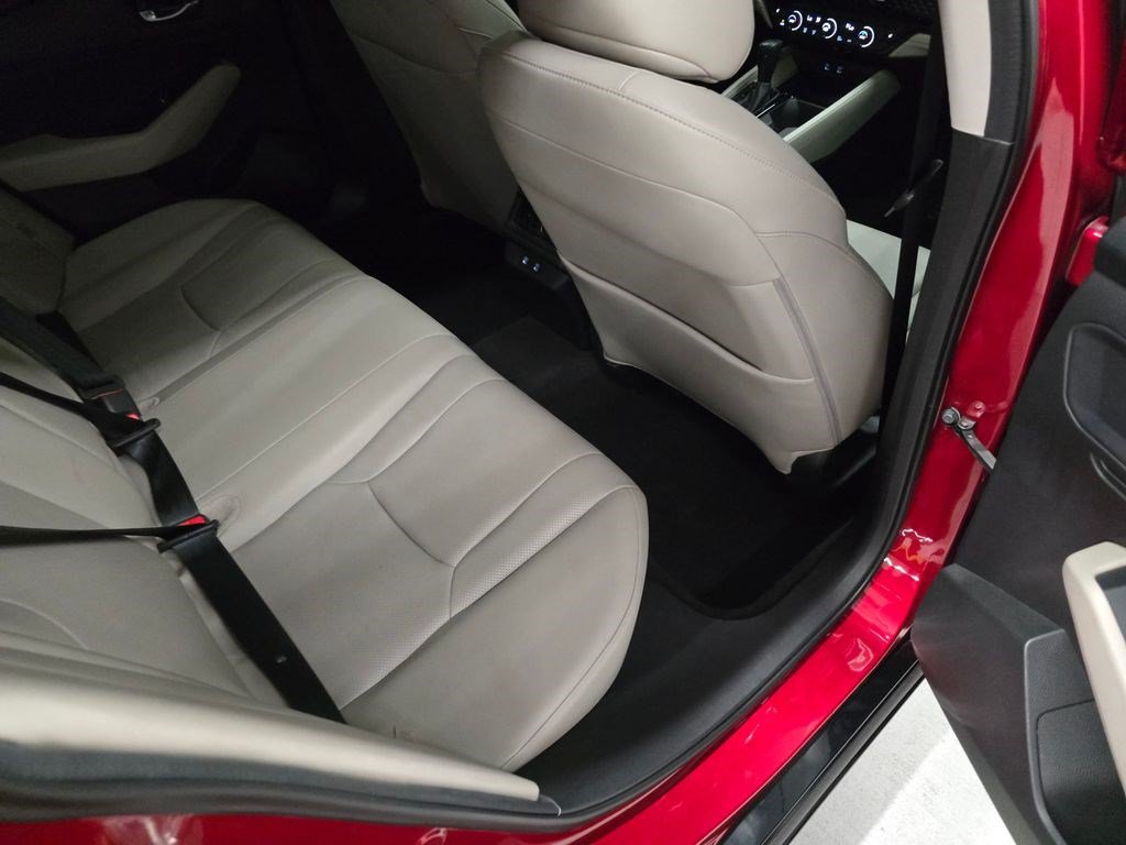 Used 2023 Honda Accord EX-L image 32