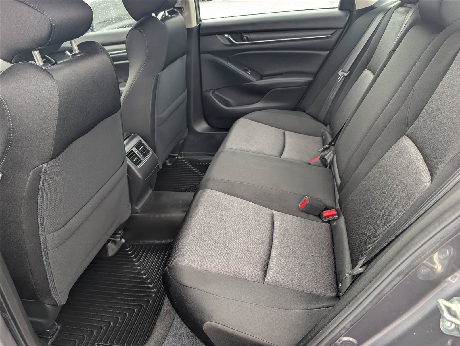 Used 2020 Honda Accord EX image 13