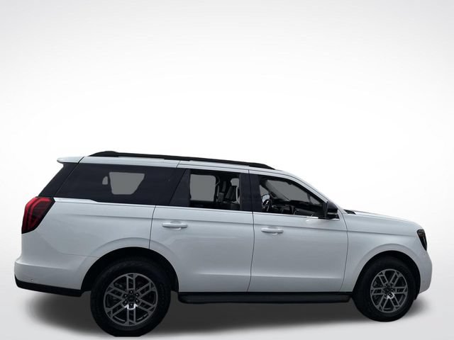 Used 2025 Ford Expedition Active AWD/4WD image 9