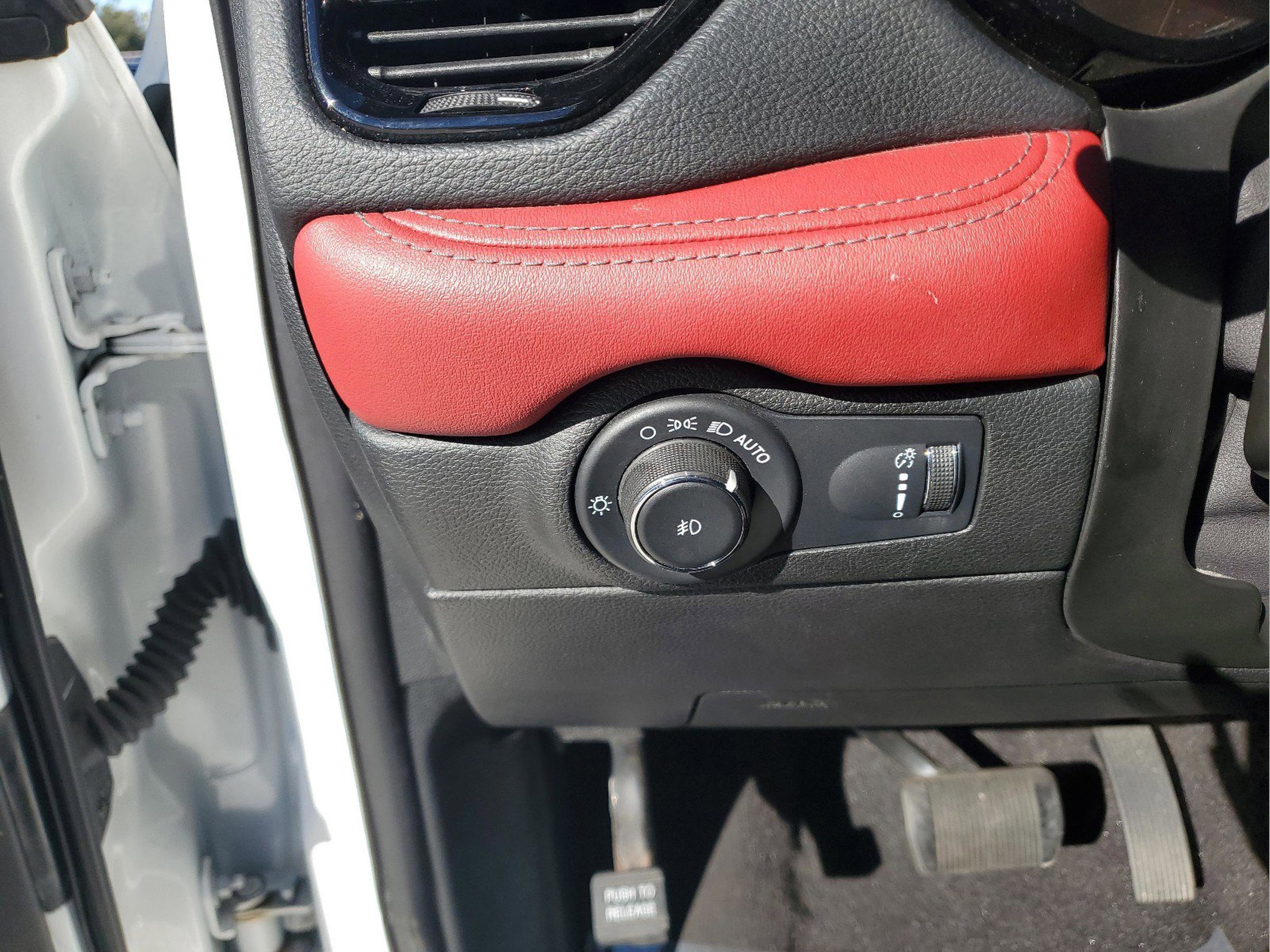 Used 2022 Dodge Durango R/T image 33