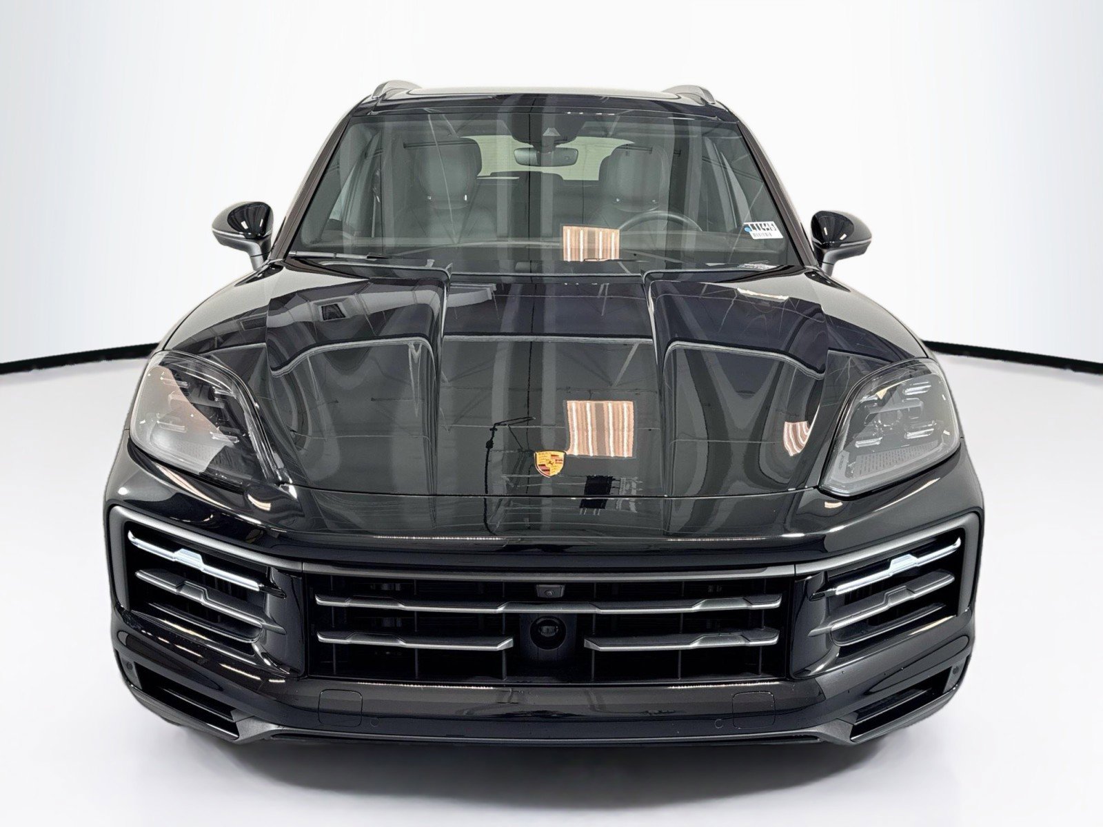 Certified 2025 Porsche Cayenne image 6