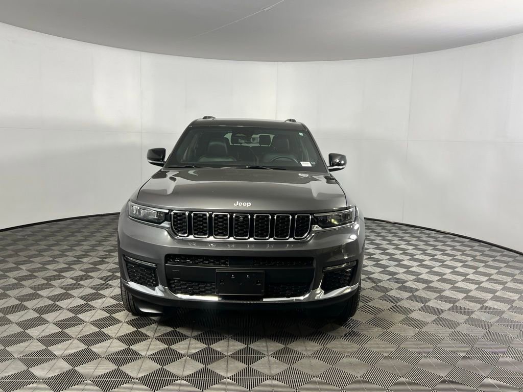 Used 2024 Jeep Grand Cherokee L Limited w/ Luxury Tech Group II image 11