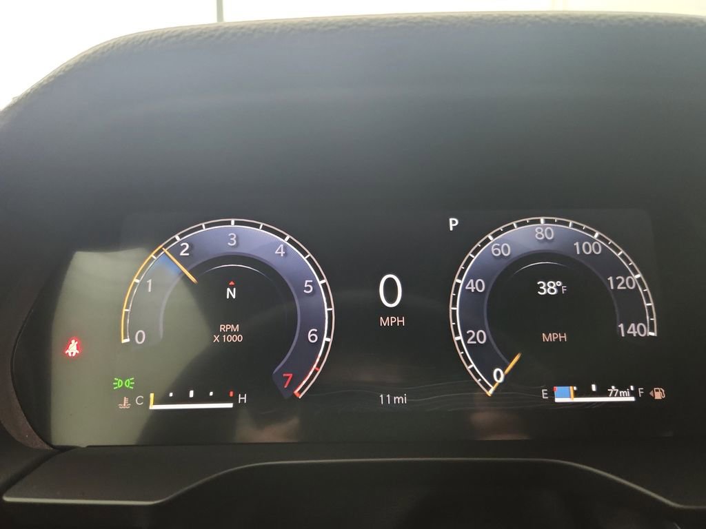 New 2025 Jeep Grand Cherokee L Laredo image 23