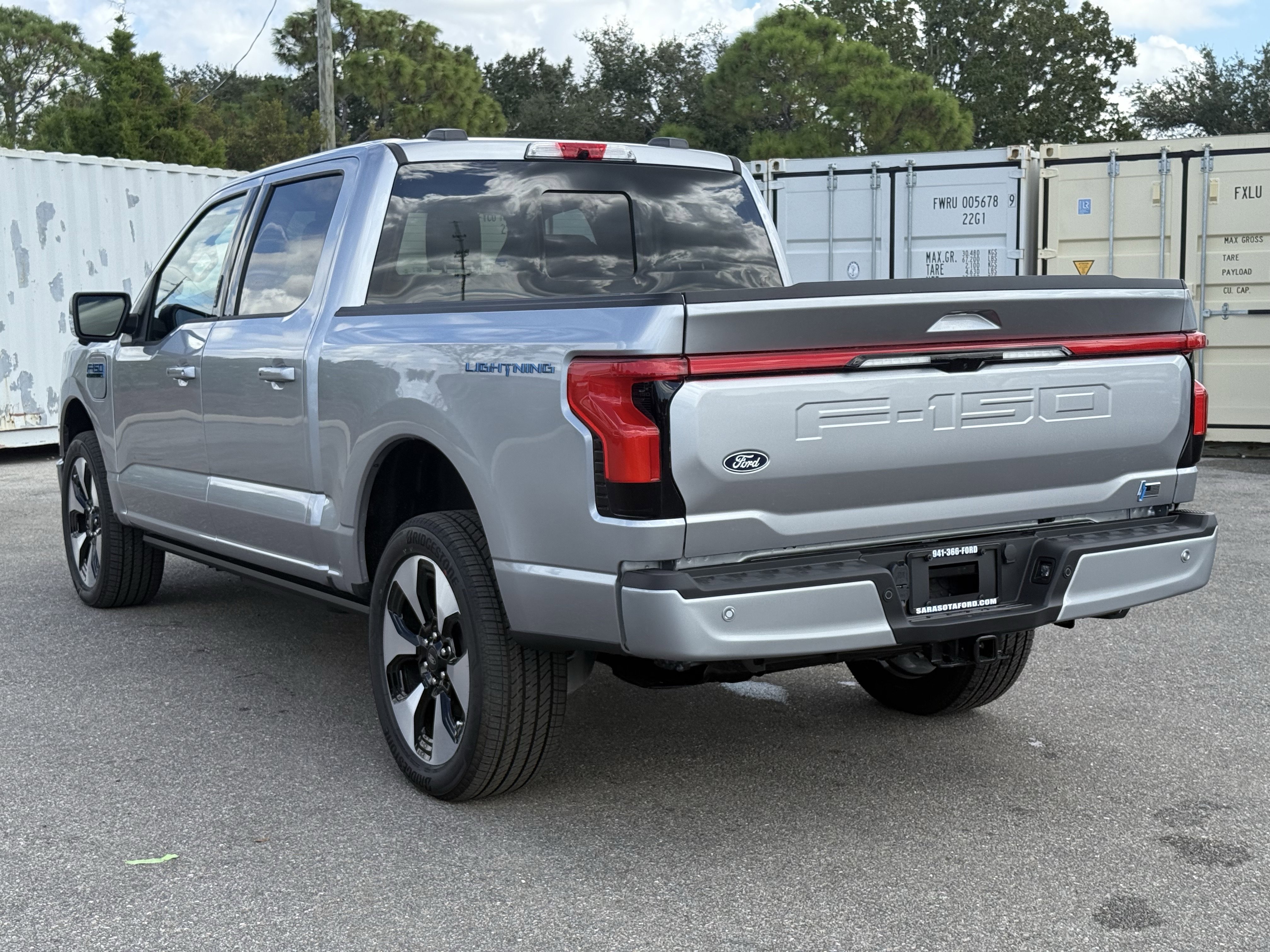 New 2025 Ford F150 Lightning Platinum AWD/4WD image 7
