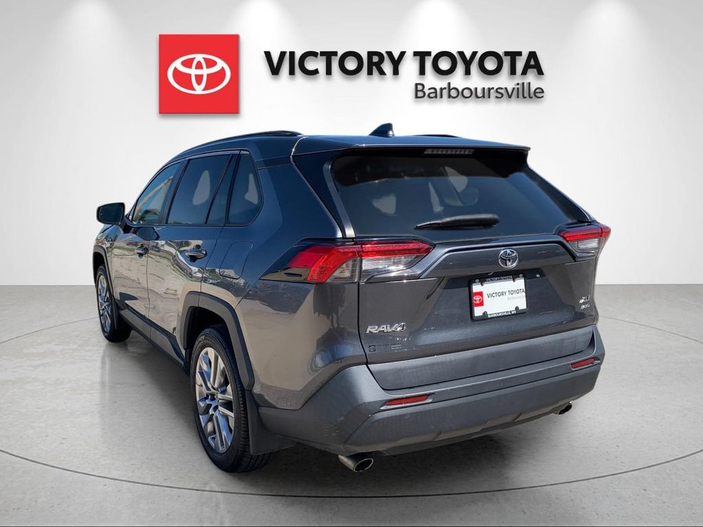Used 2021 Toyota RAV4 XLE Premium AWD/4WD image 3