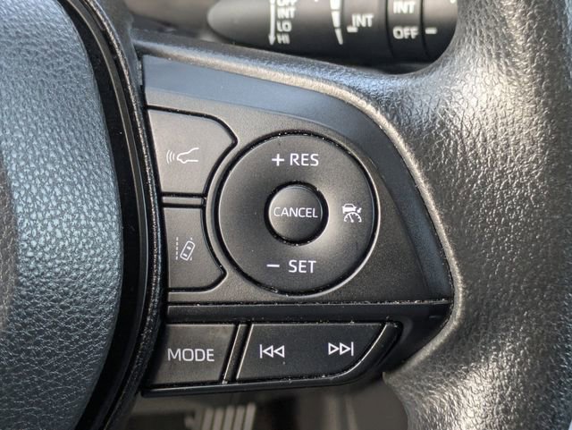 Used 2024 Toyota RAV4 XLE image 20