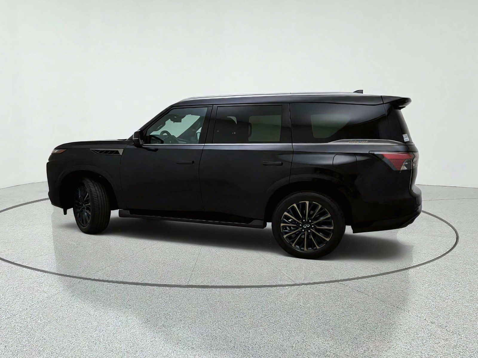 Used 2025 INFINITI QX80 Autograph AWD/4WD image 13