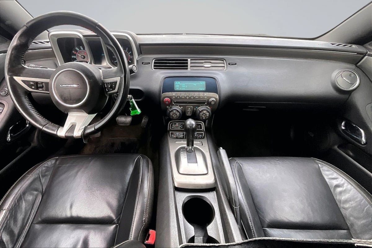 Used 2010 Chevrolet Camaro LT w/ RS Package RWD image 16