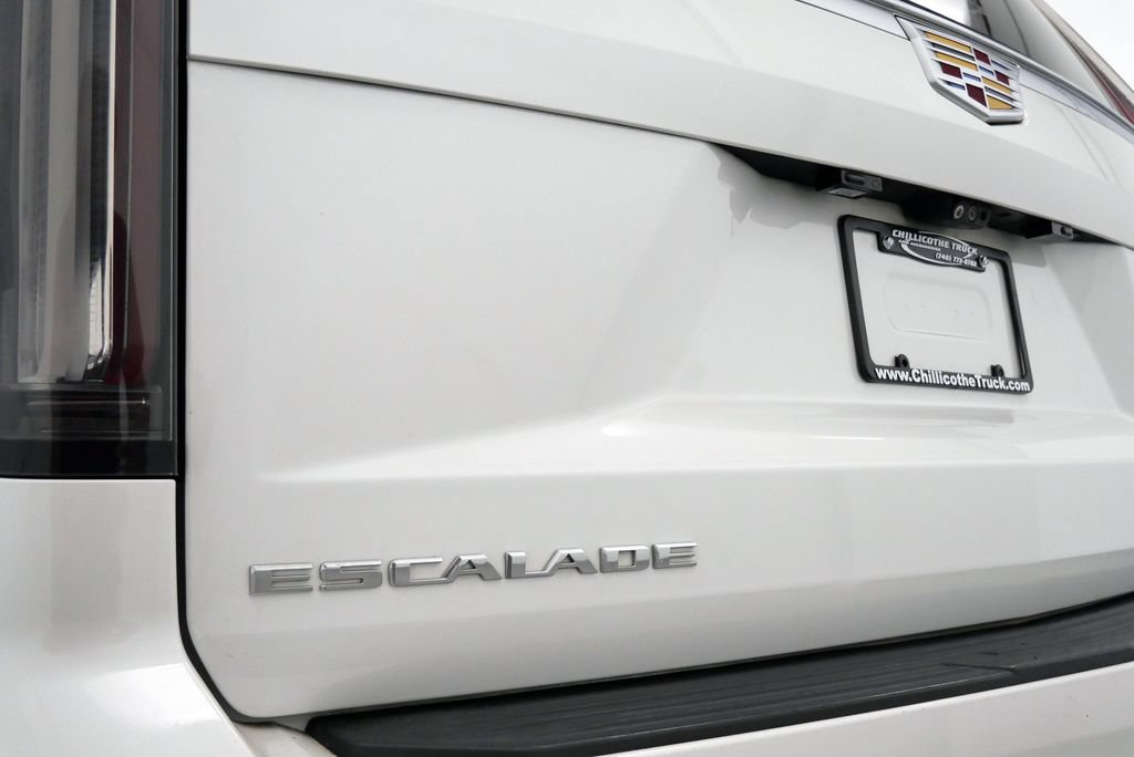 Used 2021 Cadillac Escalade ESV Premium Luxury AWD/4WD image 9