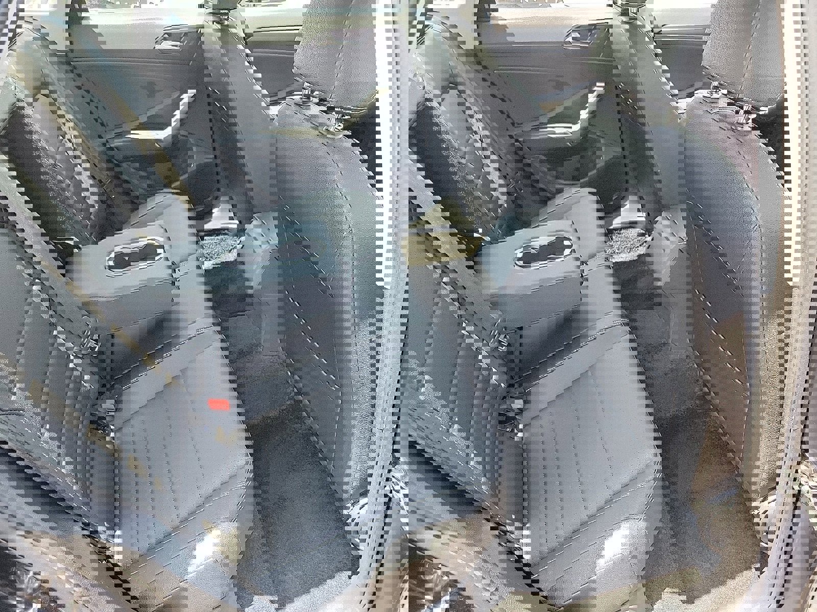 Used 2024 Volkswagen Jetta SE image 19