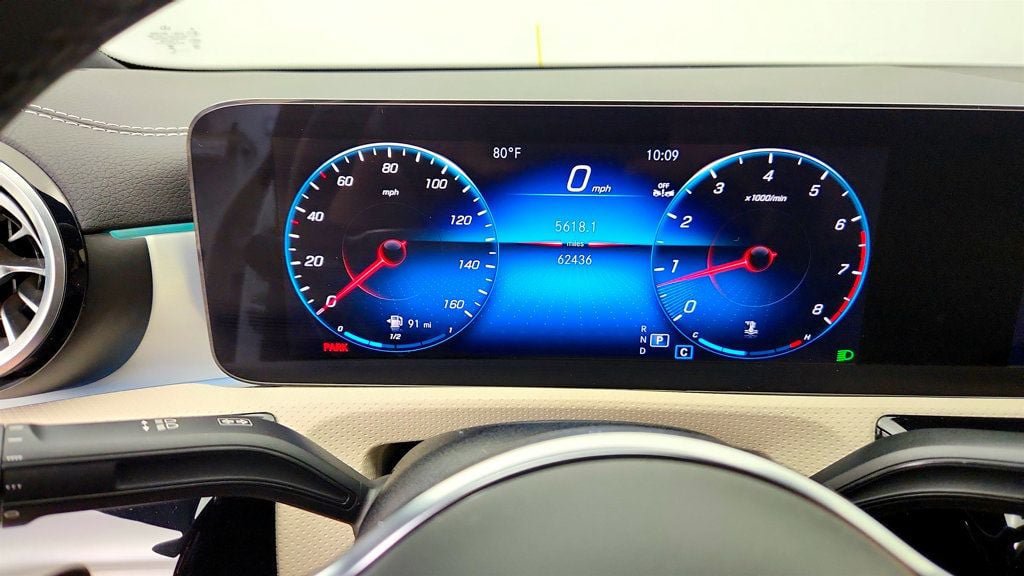 Used 2023 Mercedes-Benz CLA 250 w/ Premium Package image 14
