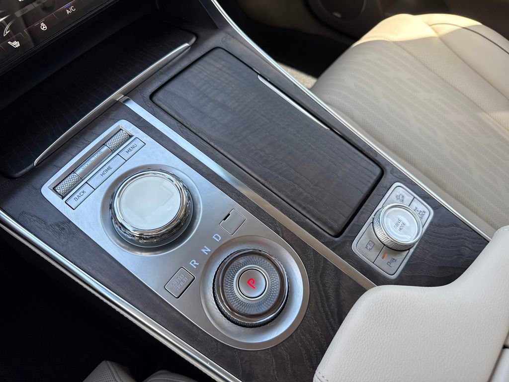Used 2024 Genesis GV80 2.5T w/ Prestige Package image 24