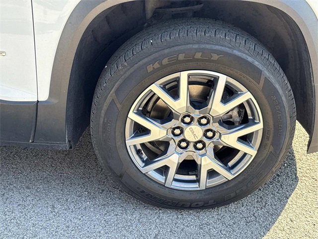 Used 2023 GMC Acadia SLT image 9