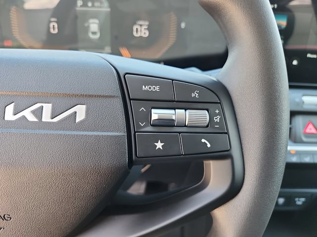New 2026 Kia K4 FWD image 20