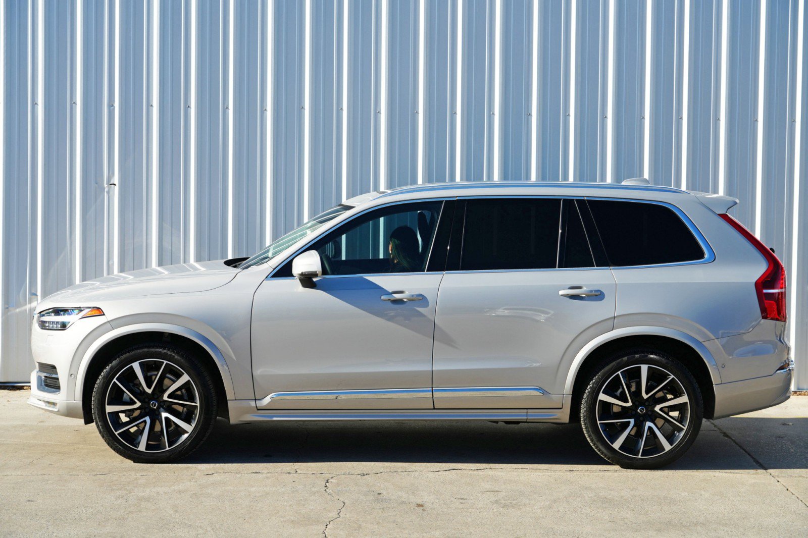 Used 2024 Volvo XC90 B6 Ultimate w/ Lounge Package AWD/4WD image 48