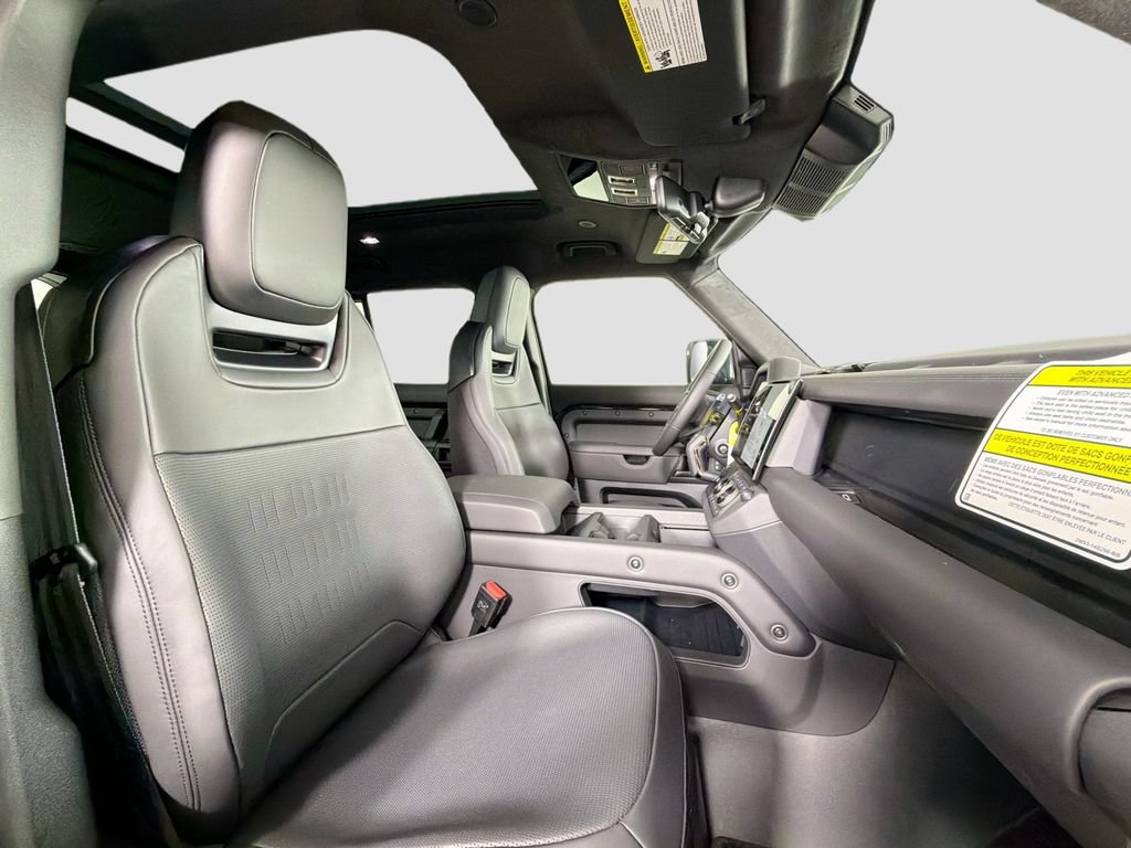 New 2026 Land Rover Defender 110 OCTA AWD/4WD image 30