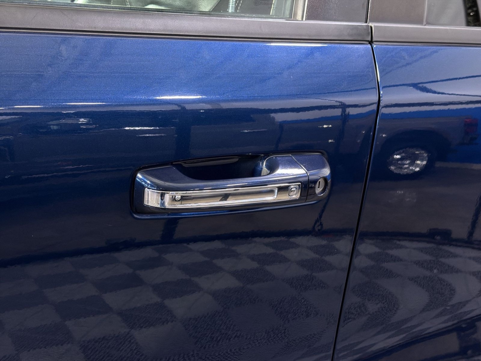 Used 2021 RAM 1500 Laramie AWD/4WD image 15