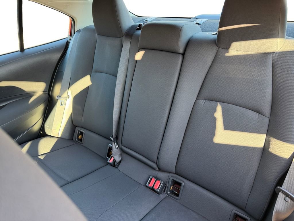 Used 2021 Toyota Corolla LE image 13