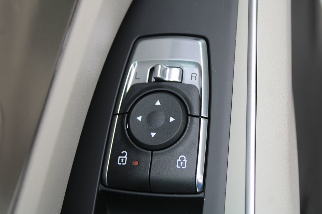 New 2026 Kia Sorento EX FWD image 23