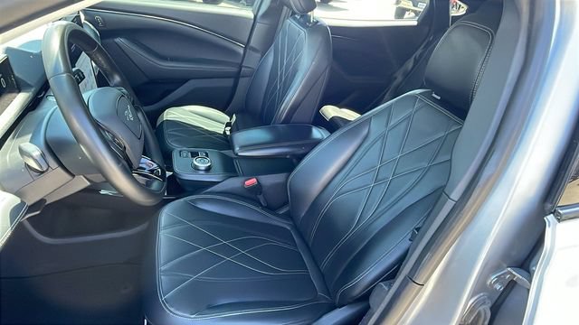 Used 2021 Ford Mustang Mach-E Select RWD image 11