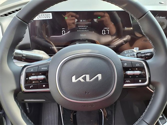 New 2025 Kia Sorento S w/ Panoramic Sunroof Package image 17