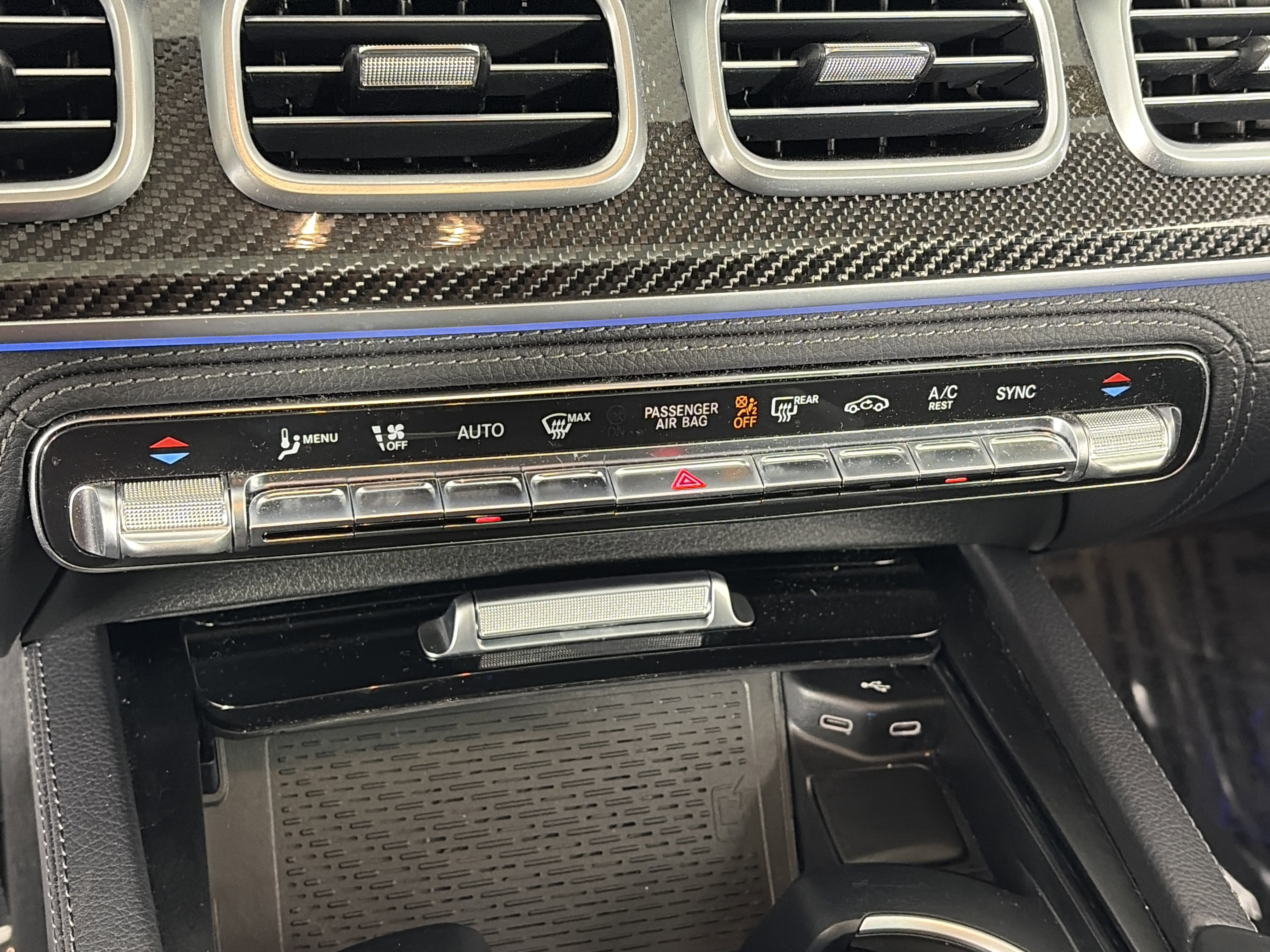 Used 2024 Mercedes-Benz GLE 53 AMG 4MATIC Coupe image 23