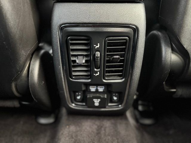 Used 2015 Jeep Grand Cherokee Limited image 21