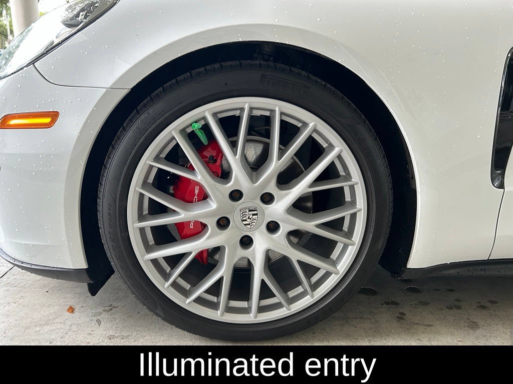 Used 2018 Porsche Panamera w/ Premium Package Plus RWD image 16